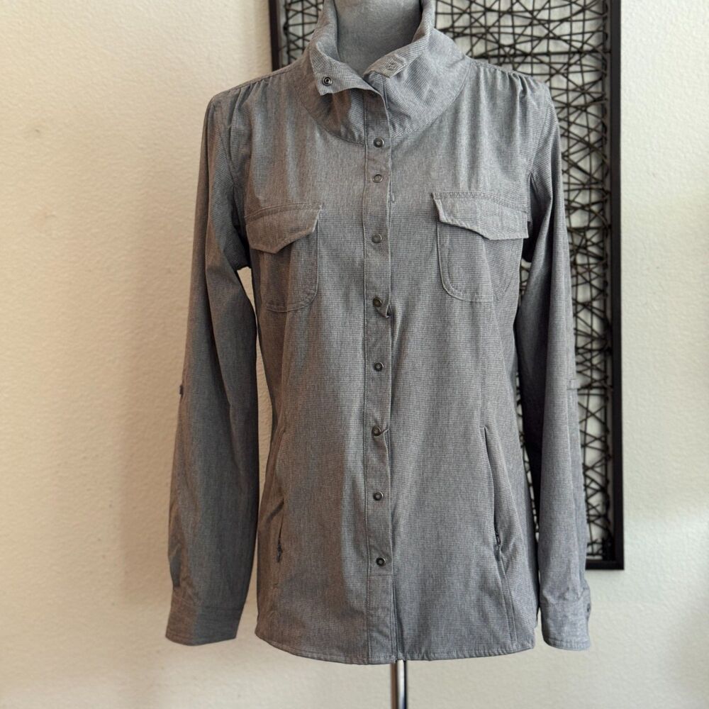 Duluth Trading Co Womens Gray Micro Check Button Up Hiking Shirt Large M Stretch
